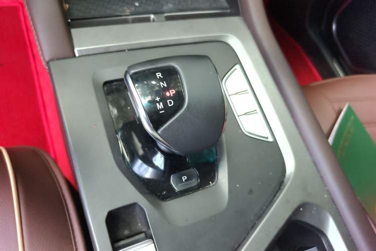 Used JETOUR X90 PLUS 2023 Facelift 1.6TD DCT Villa 7-Seater Gear Lever