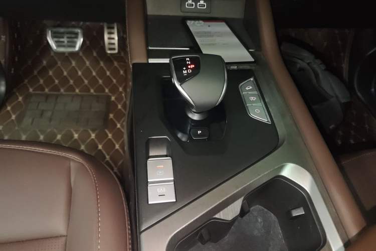 Used JETOUR X90 PLUS 2023 Facelift 1.6TD DCT Villa 5-Seater Gear Lever