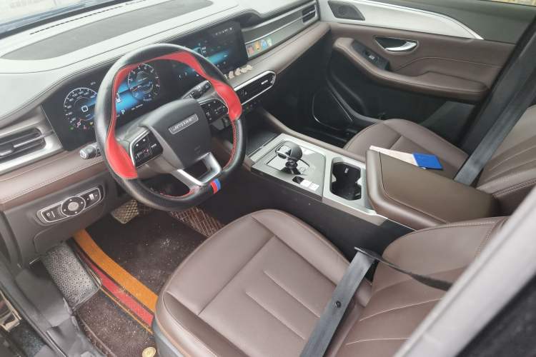 Used JETOUR X90 PLUS 2023 1.6TD DCT Flat-Platform + 5 Seats Interior 1