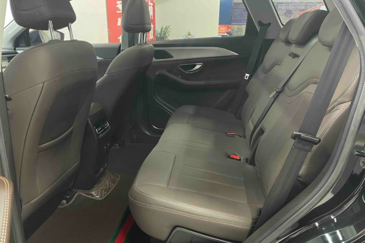 Used JETOUR X90 PLUS 2023 Facelift 1.6TD DCT Villa 5-Seater Interior 3
