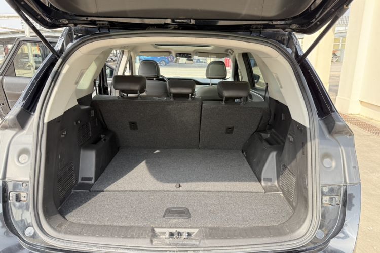 Used JETOUR X90 PLUS 2023 1.6TD DCT Villa 5-Seater Interior 8