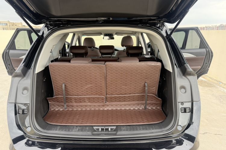 Used JETOUR X90 PLUS 2023 Facelift 1.6TD DCT Villa 7-Seater Interior 9