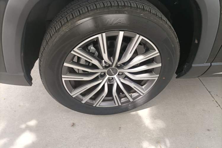 Used JETOUR X90 PLUS 2023 Facelift 1.6TD DCT Villa 7-Seater Left Front Wheel Hub