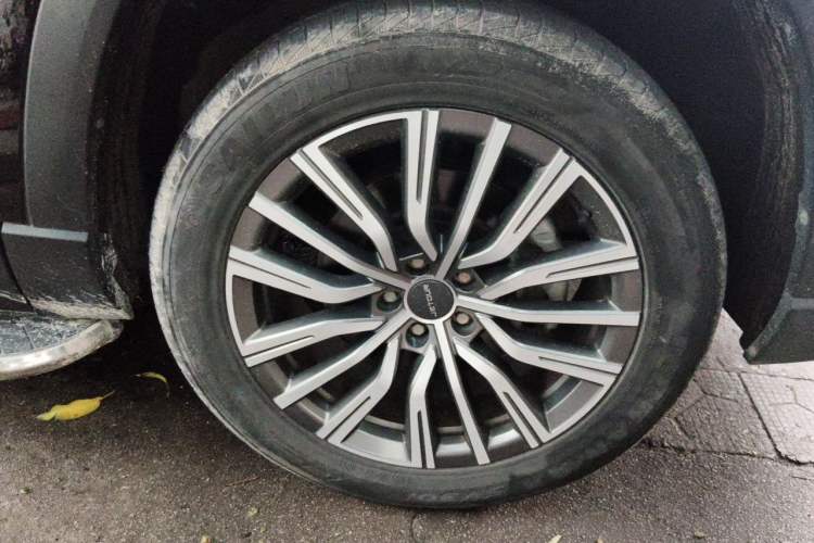 Used JETOUR X90 PLUS 2023 1.6TD DCT Flat-Platform + 7 Seats Right Front Wheel Hub