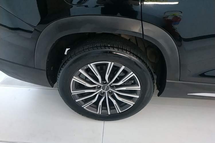 Used JETOUR X90 PLUS 2023 1.6TD DCT Flat-Platform + 7 Seats Right Rear Wheel Hub