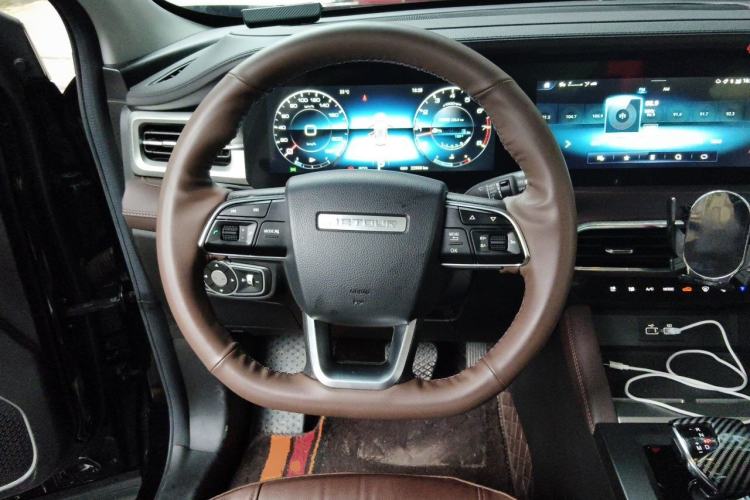 Used JETOUR X90 PLUS 2023 1.6TD DCT Flat-Platform + 7 Seats Steering Wheel