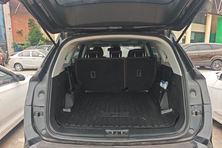Used JETOUR X90 PLUS 2023 1.5T Manual "Yangfang" 7-Seater Trunk