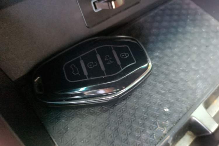 Used JETOUR X90 PLUS 2023 Facelift 1.6TD DCT Villa 7-Seater Vehicle Key