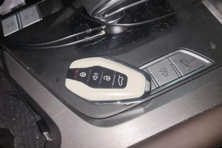 Used JETOUR X90 PLUS 2023 Facelift 1.6TD DCT Villa 7-Seater Vehicle Key