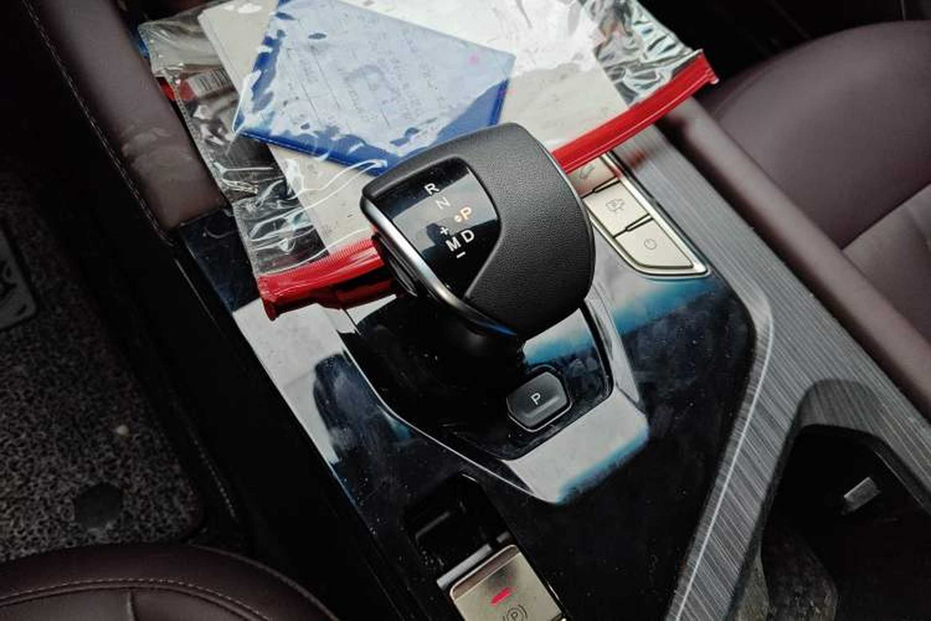 Used JETOUR X90 PLUS 2023 Facelift 1.6TD DCT Villa 7-Seater Gear Lever