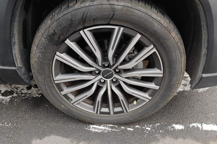 Used JETOUR X90 PLUS 2023 Facelift 1.6TD DCT Villa 7-Seater Right Front Wheel Hub