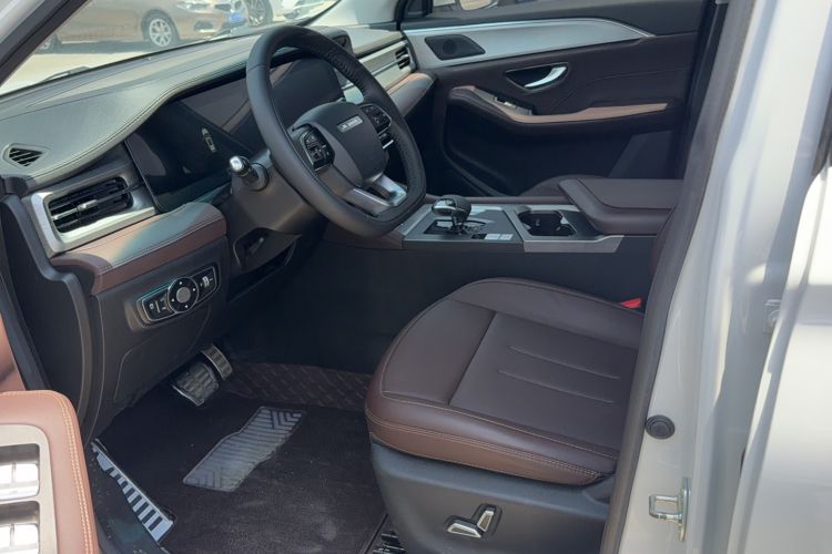 Used JETOUR X90 PLUS 2023 1.6TD DCT Villa 7-Seater Interior 2