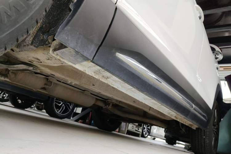 Used JETOUR X90 PLUS 2023 1.6TD DCT Flat-Platform + 5 Seats Left Side Sill