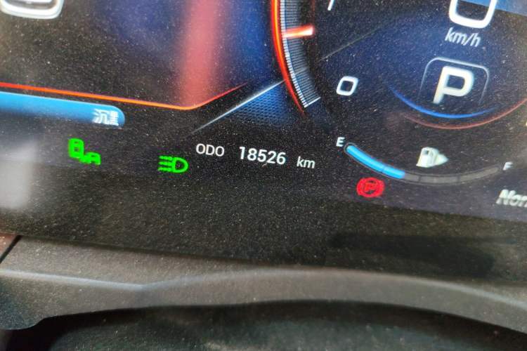 Used JETOUR X90 PLUS 2023 1.6TD DCT Villa 5-Seater Odometer Close Up