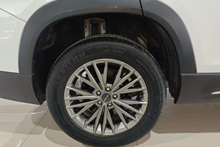 Used JETOUR X90 PLUS 2023 1.5T Manual Biyuan 5-Seater Right Rear Wheel Hub