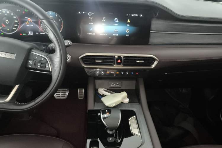 Used JETOUR X90 PLUS 2024 1.6TD DCT Villa PRO 5-Seater Audio And AC Panel