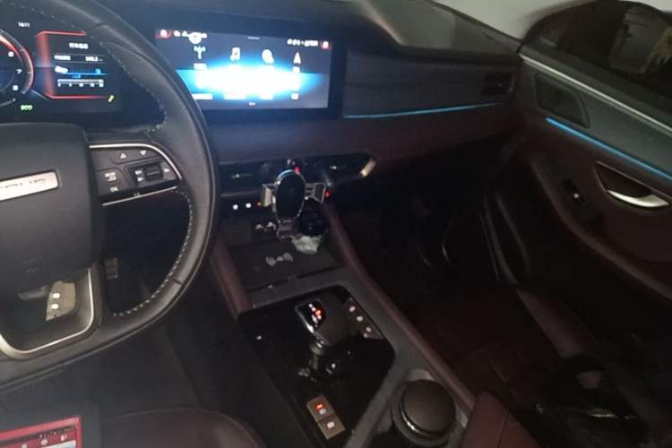 Used JETOUR X90 PLUS 2024 1.6TD DCT Villa 7-Seater Audio And AC Panel