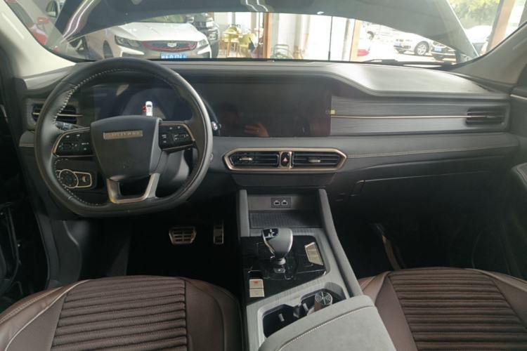 Used JETOUR X90 PLUS 2024 1.6TD DCT Villa 5-Seater Center Console