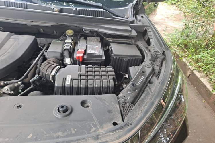 Used JETOUR X90 PLUS 2024 1.6TD DCT Villa PRO 7-Seater Engine Bay Left