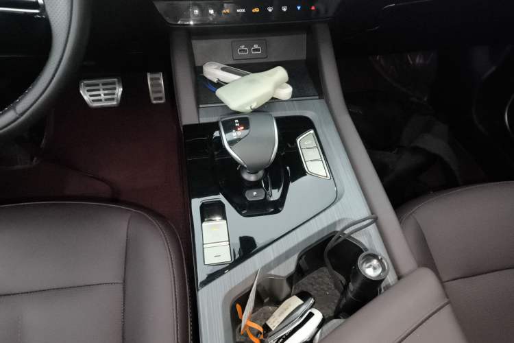 Used JETOUR X90 PLUS 2024 1.6TD DCT Villa PRO 5-Seater Gear Lever