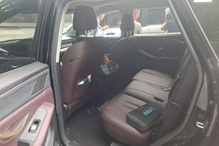 Used JETOUR X90 PLUS 2024 1.6TD DCT Villa PRO 7-Seater Left Rear Seat