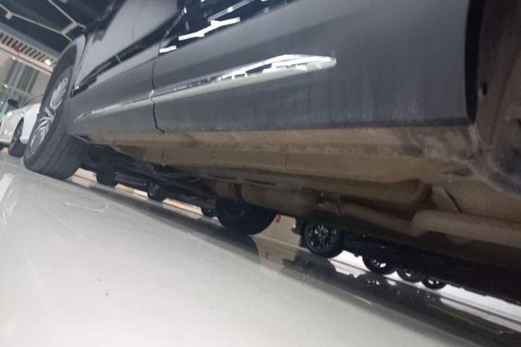 Used JETOUR X90 PLUS 2024 1.6TD DCT Villa 7-Seater Left Side Sill