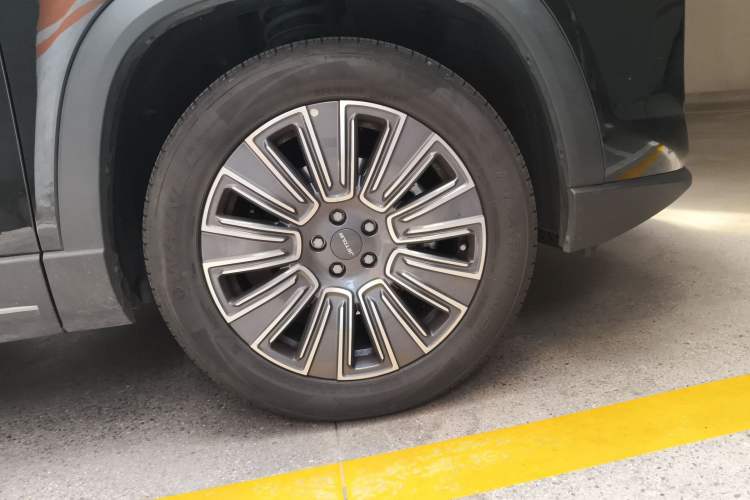 Used JETOUR X90 PLUS 2024 1.6TD DCT Z-Enjoy Edition 7-Seater Right Front Wheel Hub