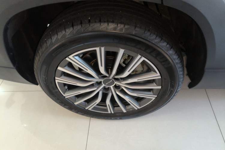 Used JETOUR X90 PLUS 2024 1.6TD DCT Villa PRO 7-Seater Right Rear Wheel Hub
