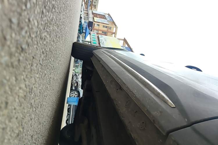 Used JETOUR X90 PLUS 2024 1.6TD DCT Villa 7-Seater Right Side Sill
