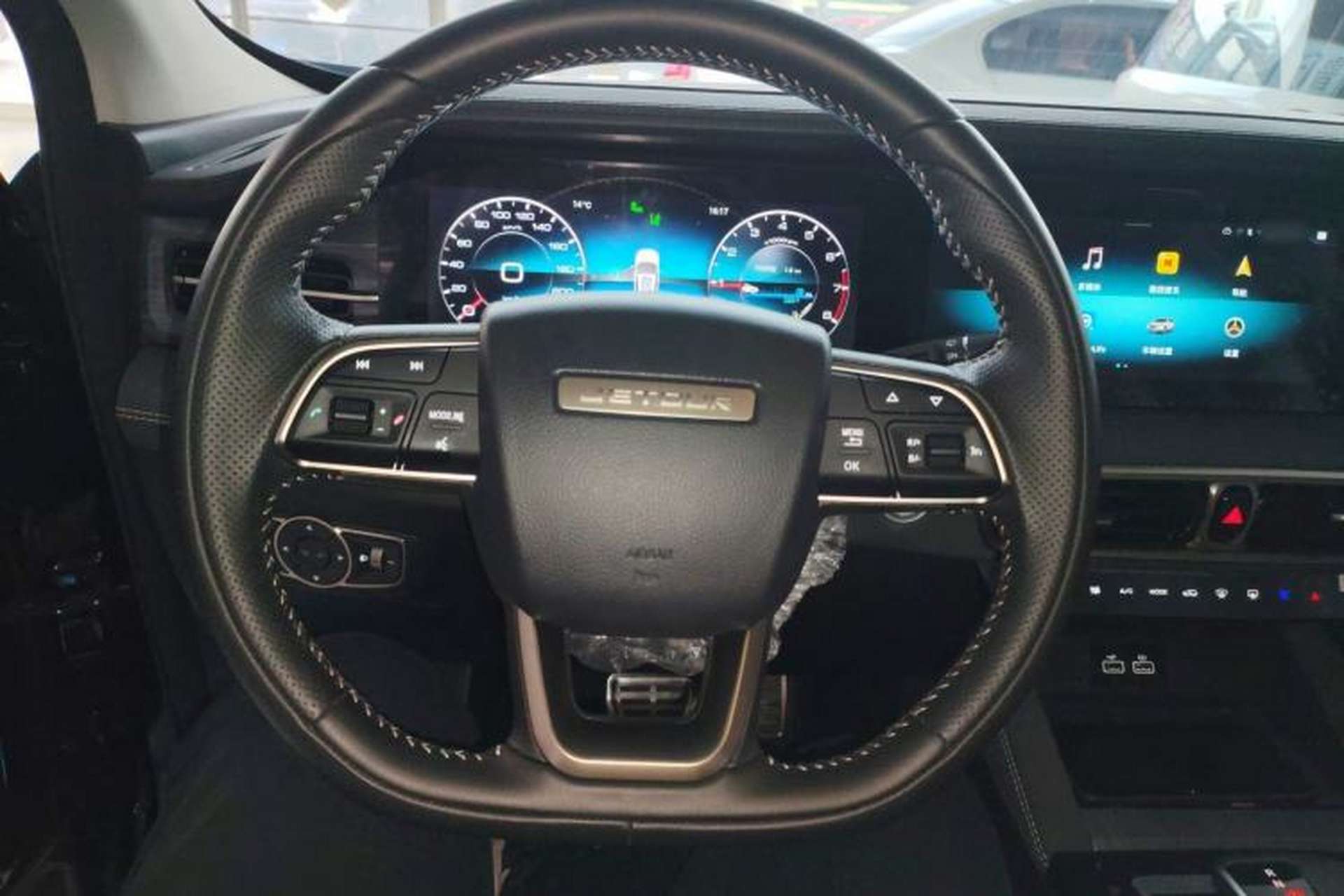 Used JETOUR X90 PLUS 2024 1.6TD DCT Villa 7-Seater Steering Wheel