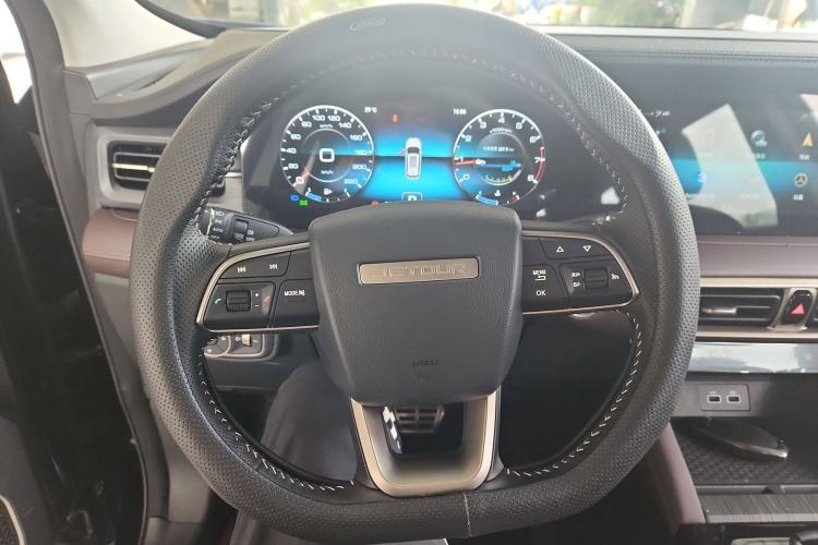 Used JETOUR X90 PLUS 2024 1.6TD DCT Family Fun Edition 7 Seats Steering Wheel