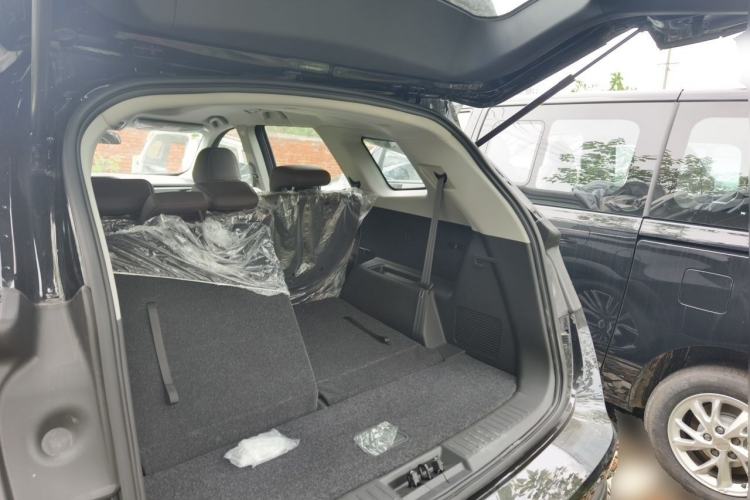 Used JETOUR X90 PLUS 2024 1.6TD DCT Z-Enjoy Edition 7-Seater Trunk