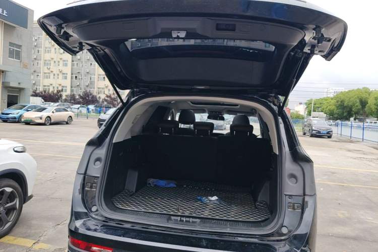 Used JETOUR X90 PLUS 2024 1.6TD DCT Villa 5-Seater Trunk