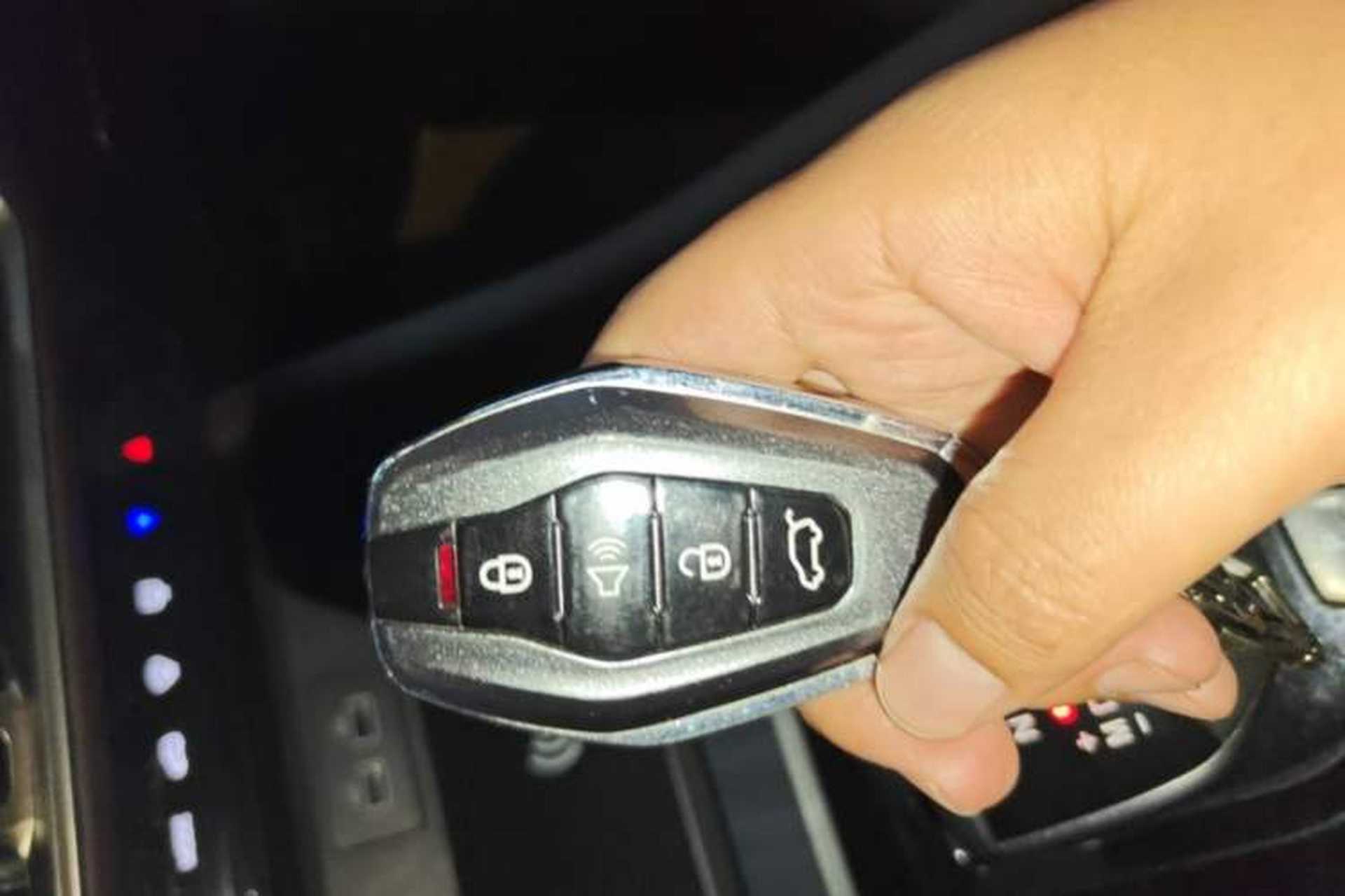 Used JETOUR X90 PLUS 2024 1.6TD DCT Villa PRO 7-Seater Vehicle Key