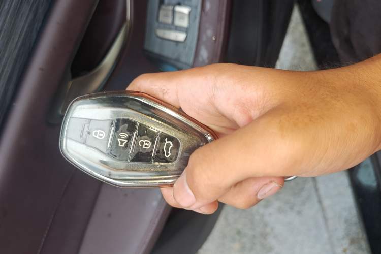 Used JETOUR X90 PLUS 2024 1.6TD DCT Villa 7-Seater Vehicle Key