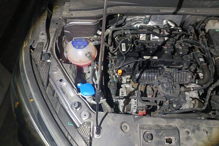 Used JETOUR X90 PLUS 2024 1.6TD DCT Villa PRO 5-Seater Engine Bay Right