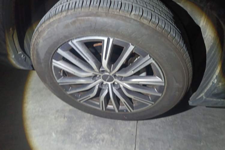Used JETOUR X90 PLUS 2024 1.6TD DCT Villa PRO 5-Seater Right Front Wheel Hub