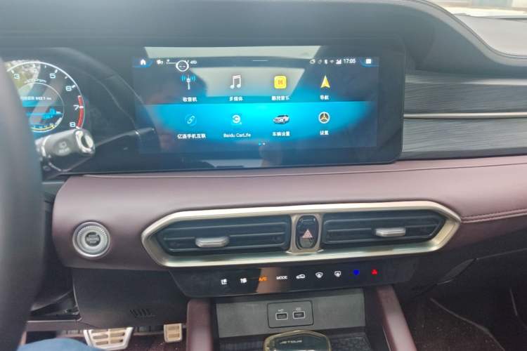 Used JETOUR X90 PLUS 2024 1.6TD DCT Villa 7-Seater Audio And AC Panel