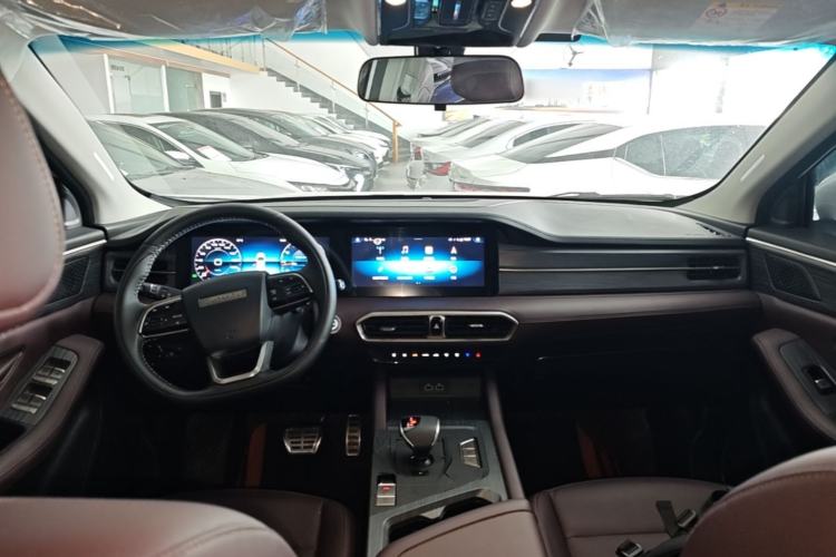 Used JETOUR X90 PLUS 2024 1.6TD DCT Villa 5-Seater Center Console