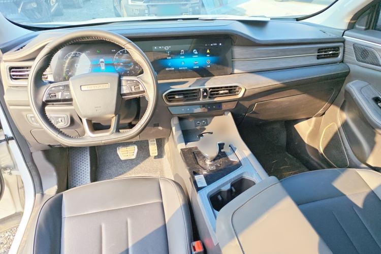 Used JETOUR X90 PLUS 2024 1.6TD DCT Villa 5-Seater Center Console