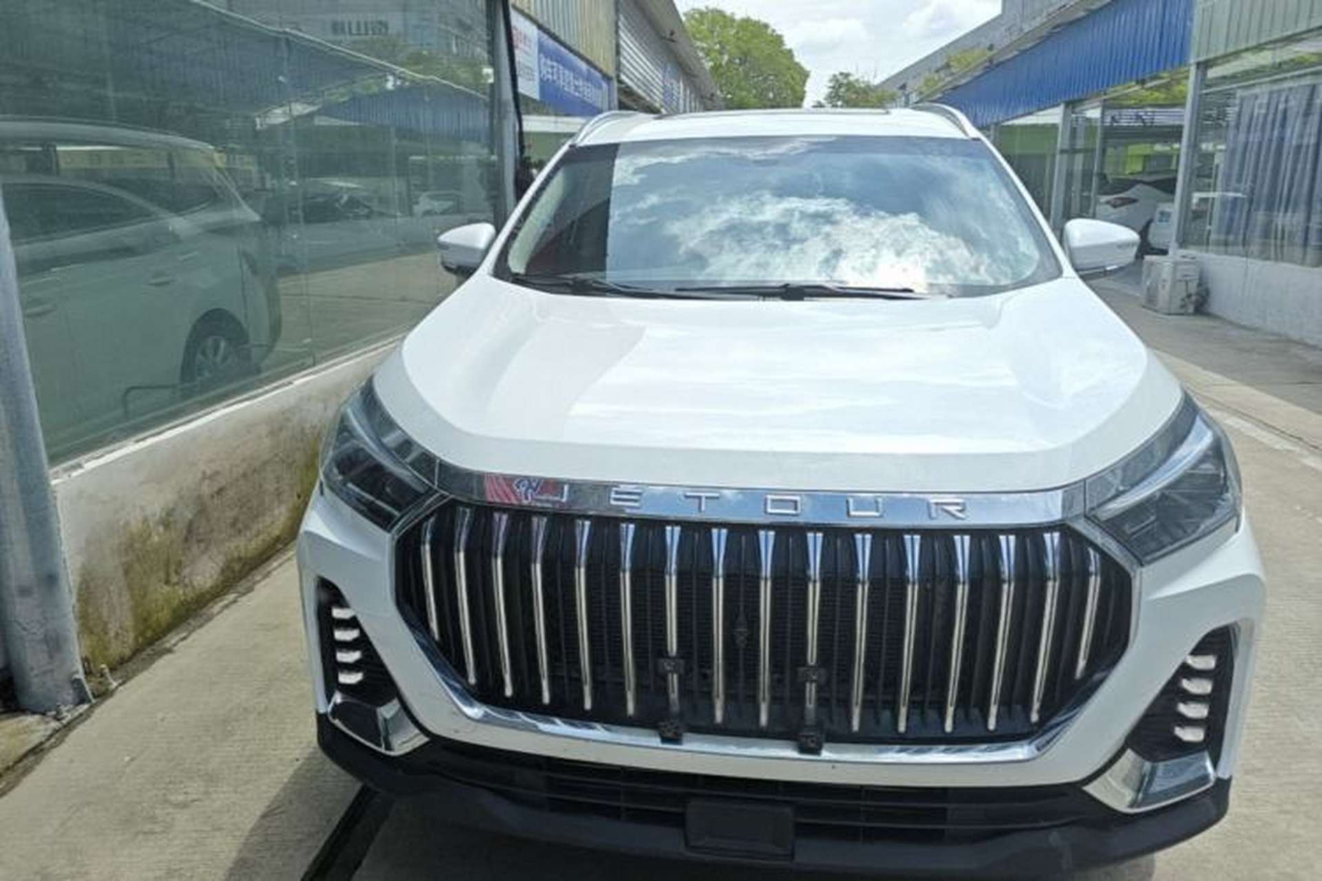 Used JETOUR X90 PLUS 2024 1.6TD DCT Villa 7-Seater Front