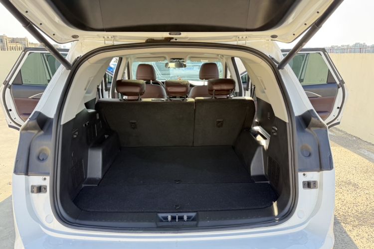 Used JETOUR X90 PLUS 2024 1.6TD DCT Villa PRO 5-Seater Interior 11