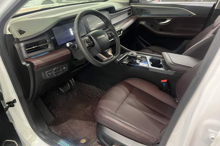 Used JETOUR X90 PLUS 2024 1.6TD DCT Villa PRO 7-Seater Interior 2