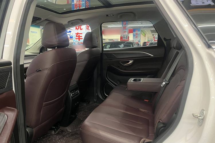 Used JETOUR X90 PLUS 2024 1.6TD DCT Villa PRO 7-Seater Interior 3