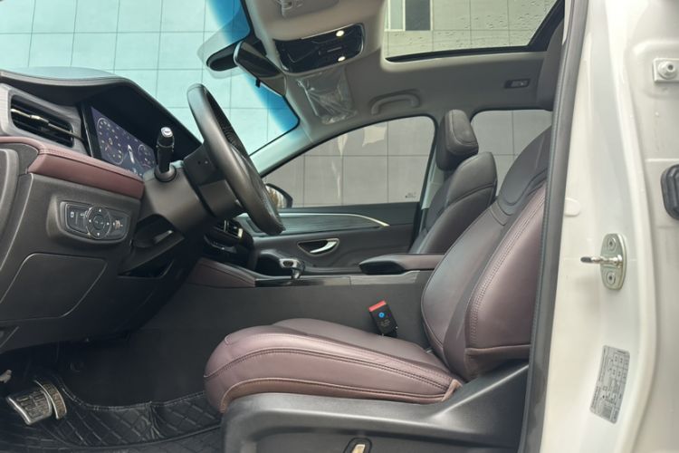 Used JETOUR X90 PLUS 2024 1.6TD DCT Villa PRO 5-Seater Interior 6