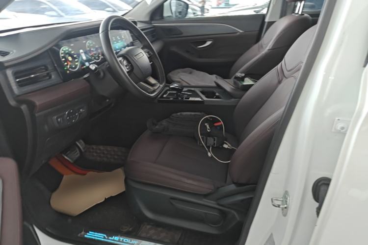 Used JETOUR X90 PLUS 2024 1.6TD DCT Family Fun Edition 7 Seats Left Front Seat