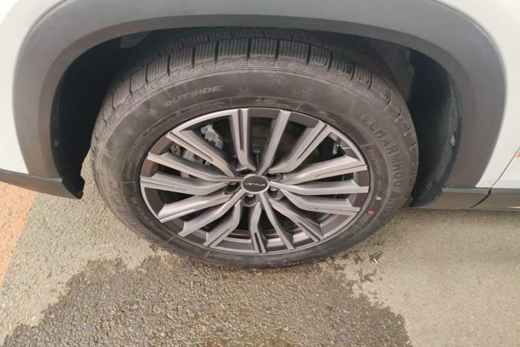 Used JETOUR X90 PLUS 2024 1.6TD DCT Villa PRO 7-Seater Left Front Wheel Hub