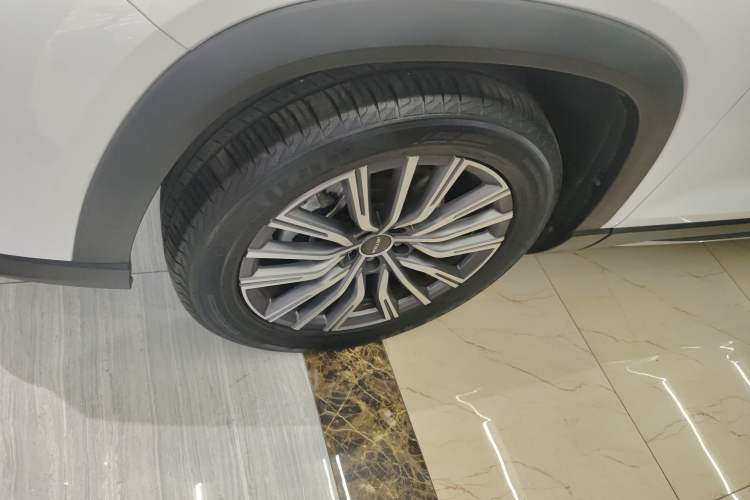 Used JETOUR X90 PLUS 2024 1.6TD DCT Villa PRO 7-Seater Left Front Wheel Hub