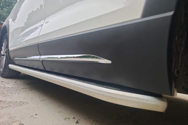 Used JETOUR X90 PLUS 2024 1.6TD DCT Villa 7-Seater Left Side Sill