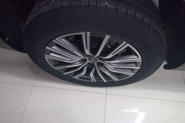 Used JETOUR X90 PLUS 2024 1.6TD DCT Villa PRO 5-Seater Right Rear Wheel Hub